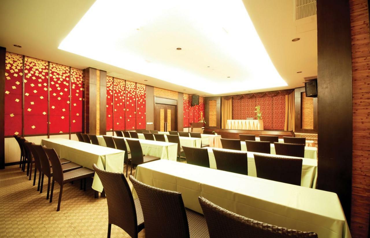 七岩海滩塔拉曼特拉度假酒店 外观 照片